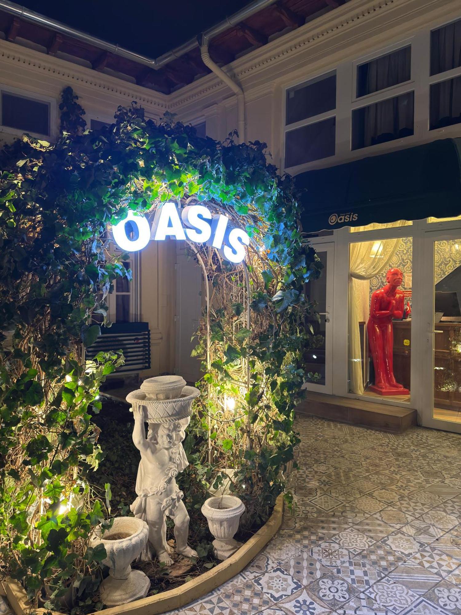 Oasis Inn Budapest — Photos 3